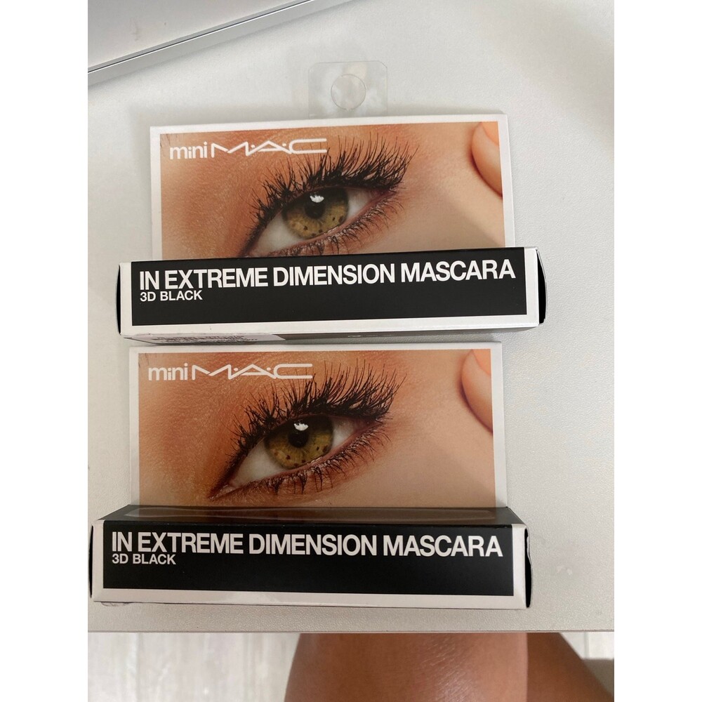 2 MAC 3d black extreme dimension mascara